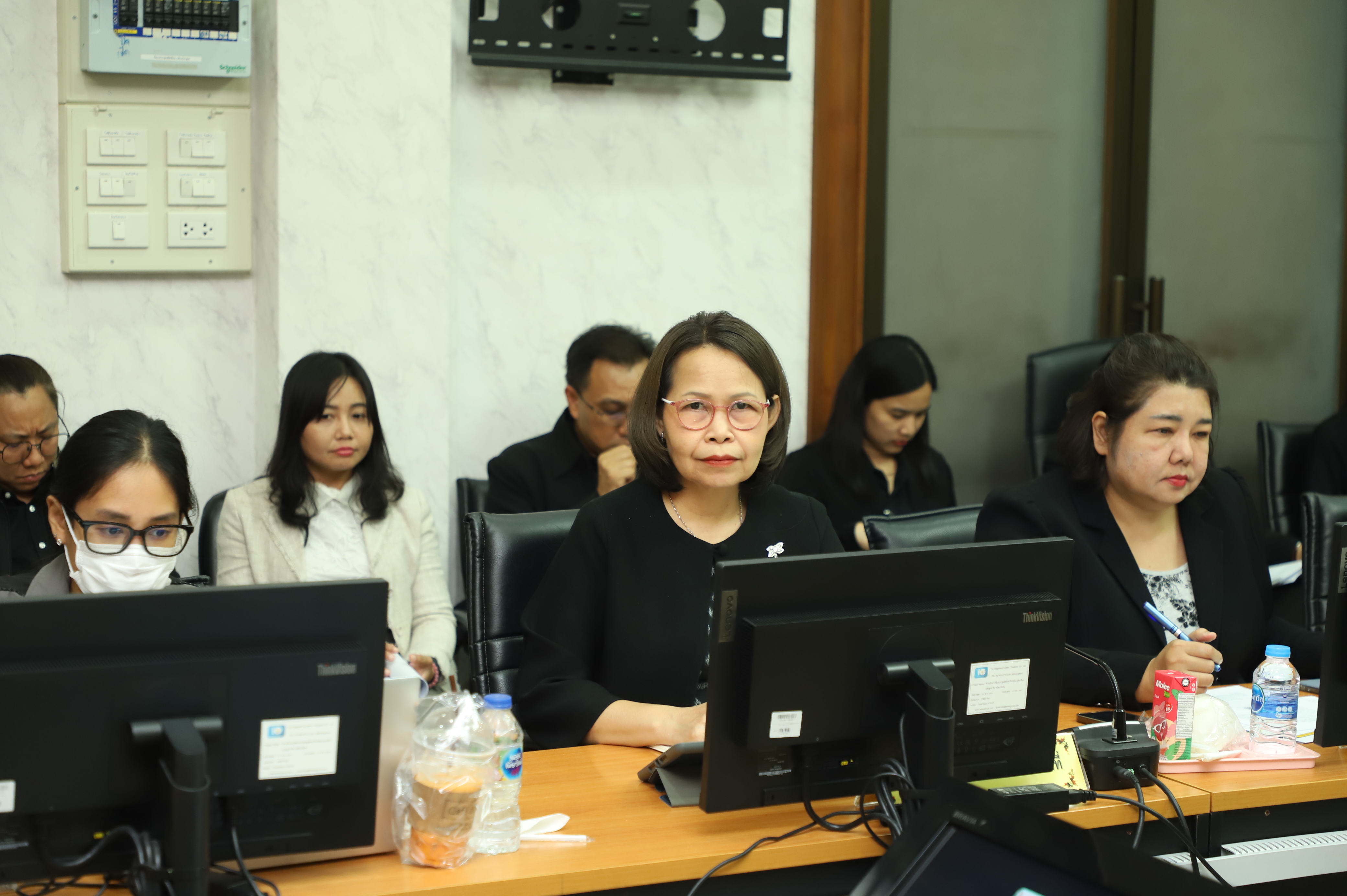 title - ส.ป.ก.ประชุมคณะทำงานกำหนดตัวชี้วัด กำกับและติดตามการถ่ายทอดตัวชี้วัดระดับองค์กรสู่ระดับหน่วยงาน(Cascading) ของสำนักงานการปฏิรูปที่ดินเพื่อเกษตรกรรม (ส.ป.ก.)